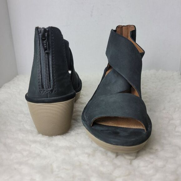 Ted Baker Women's Sandals Size 10 US  40 EUR Large Buckle White Leather Slide - Picture 6 of 8